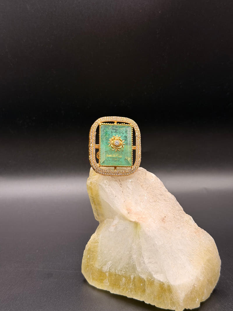 Regal Emerald Statement Ring - Image 1